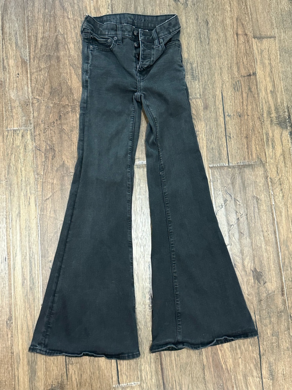 American Eagle Women's Black Flared Jeans - Classic High-Rise Flare